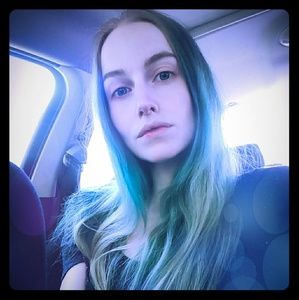 Meet your Posher, Devi